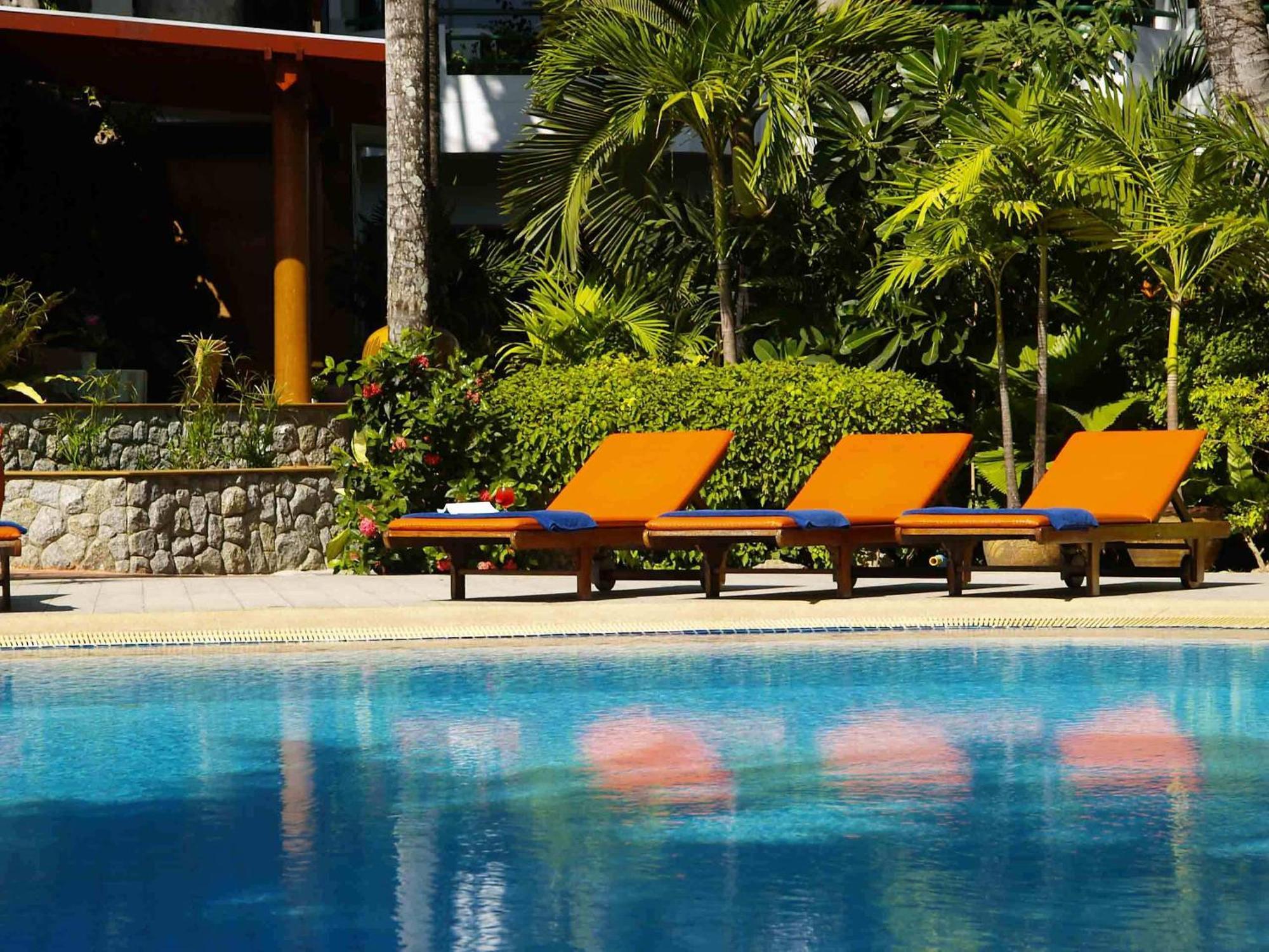 Safari Beach Hotel Patong Kültér fotó
