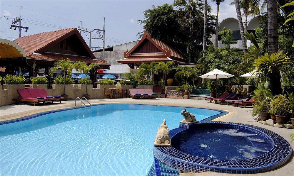 Safari Beach Hotel Patong Kültér fotó